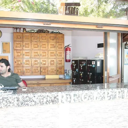 Hotel Ford 3*
