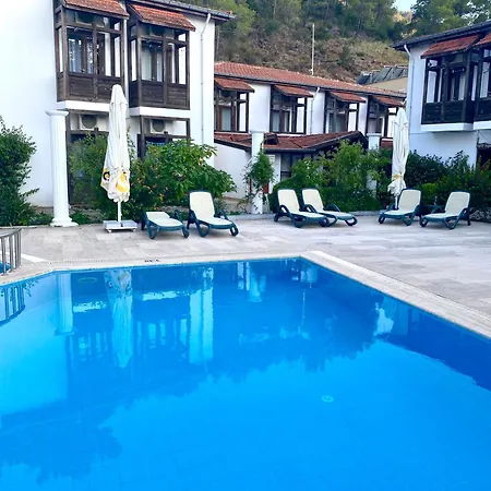 Hotel Ford 3*